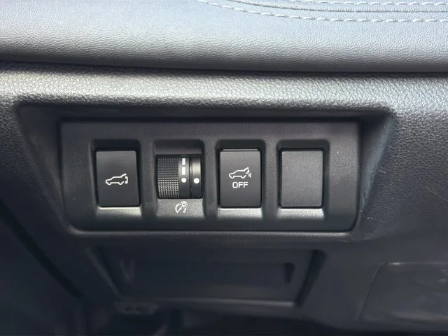 Used 2022 Gray Subaru Limited image 30