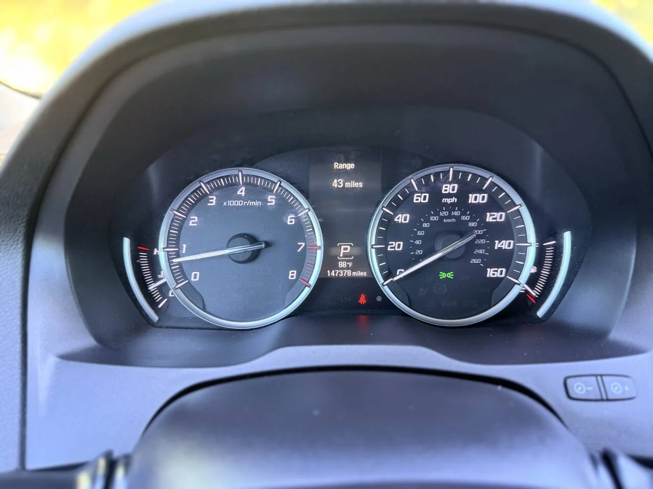 Used 2015 Black Acura Base 4dr SUV image 22