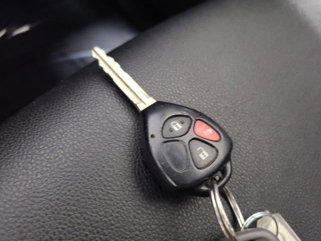 Used 2018 Magnetic Gray Metallic Toyota TRD Off Road Premium image 32