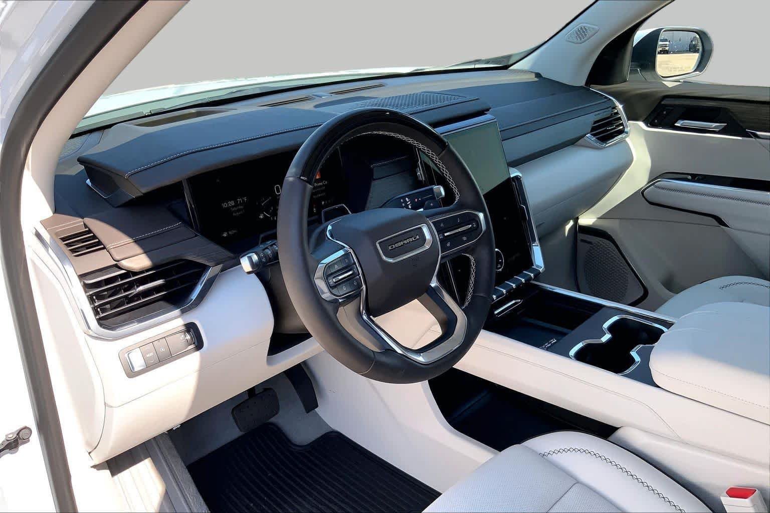 Used 2026 Glacier White Tricoat GMC FWD Denali image 18