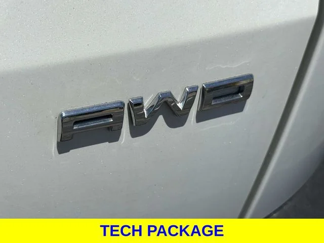 New 2025 Star White Metallic Tri-coat Ford ST-Line Select image 6