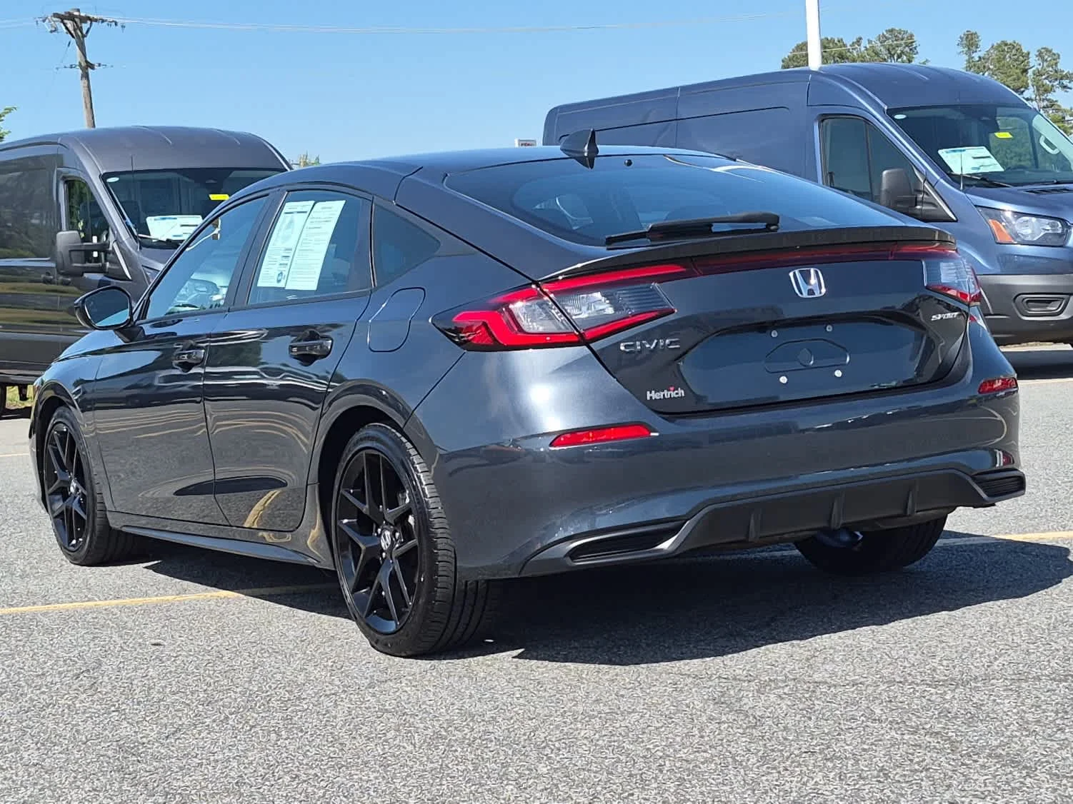 Used 2025 Meteorite Gray Metallic Honda Sport image 4