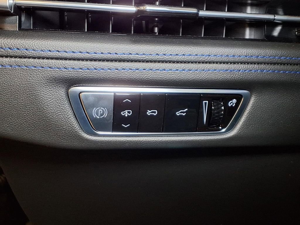 2026 Cadillac Escalade IQ Sport - Photo 16
