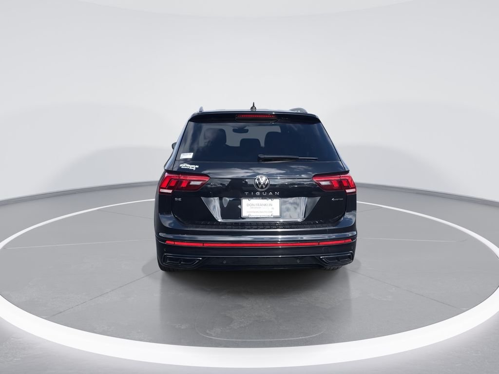 Used 2023 Black Volkswagen 2.0T SE R-Line Black image 7