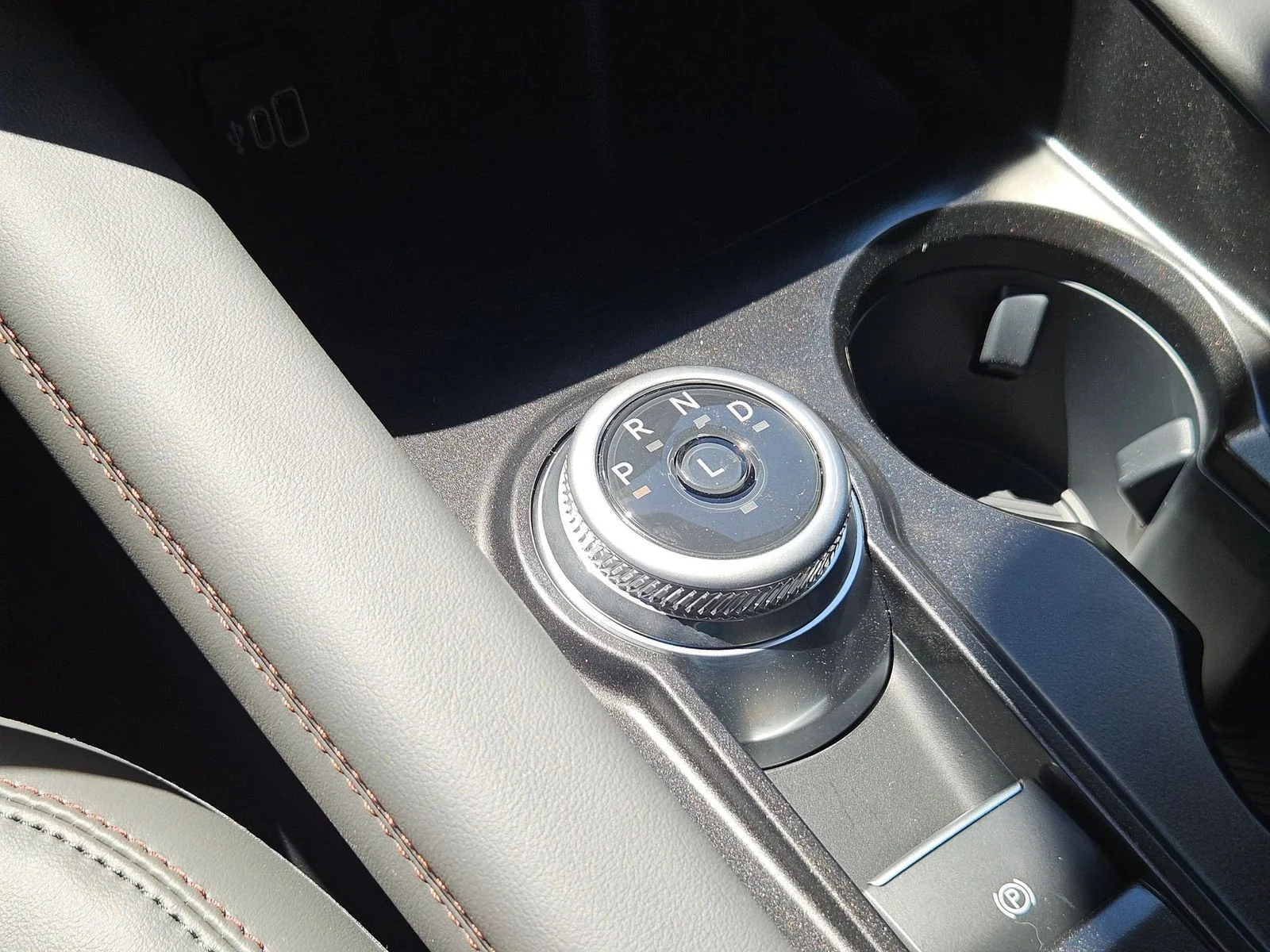 New 2026 Vapor Blue Metallic Ford Active image 18