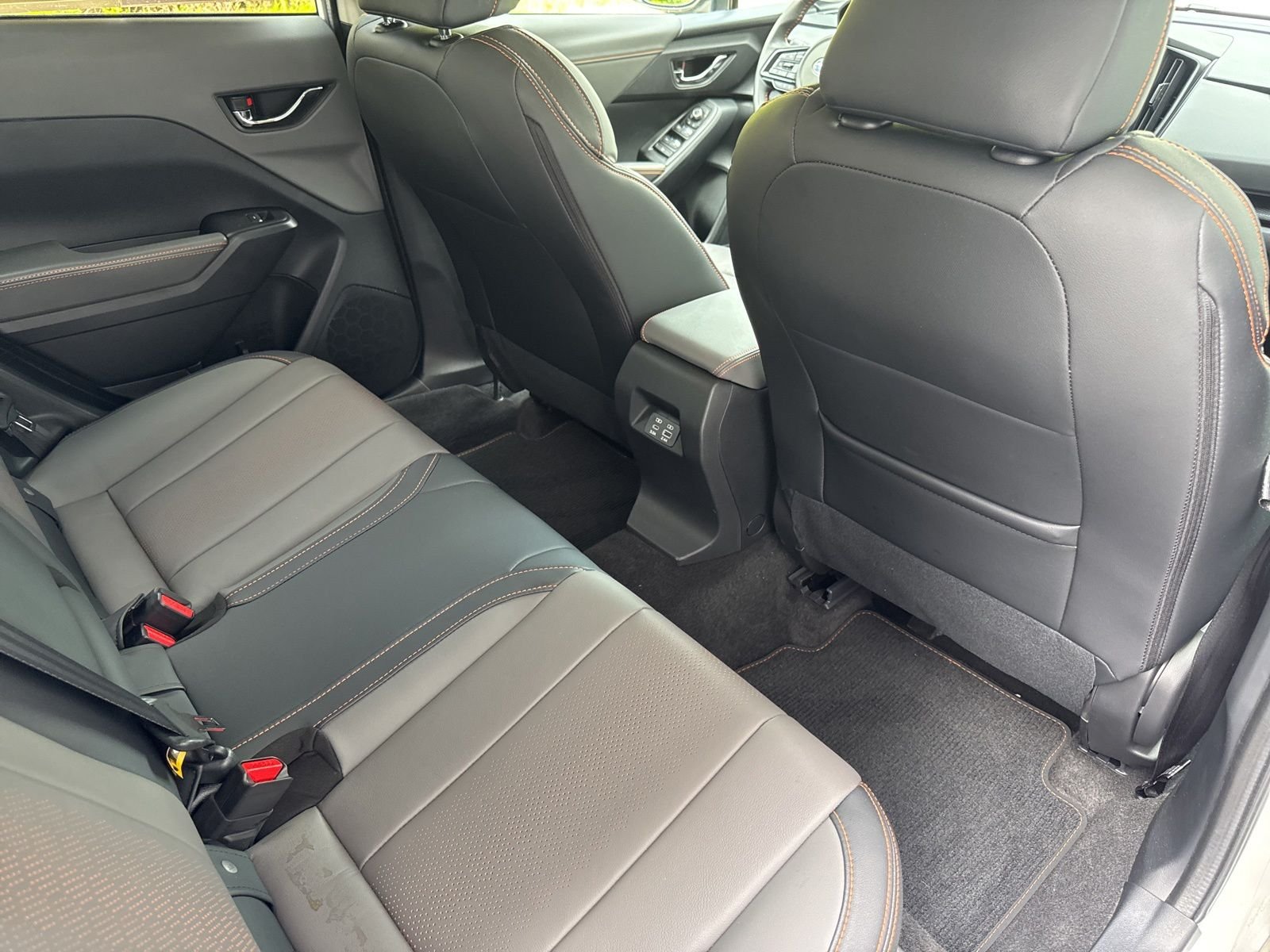 Used 2025 White Subaru Limited image 30