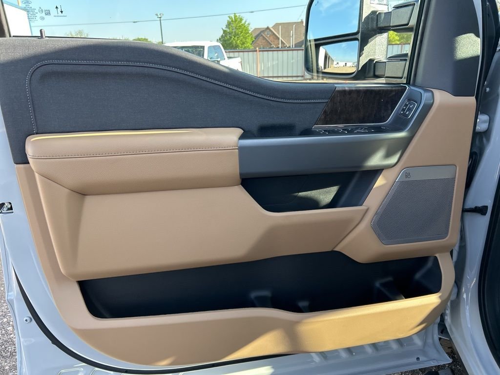 New 2026 Avalanche Ford Lariat image 12