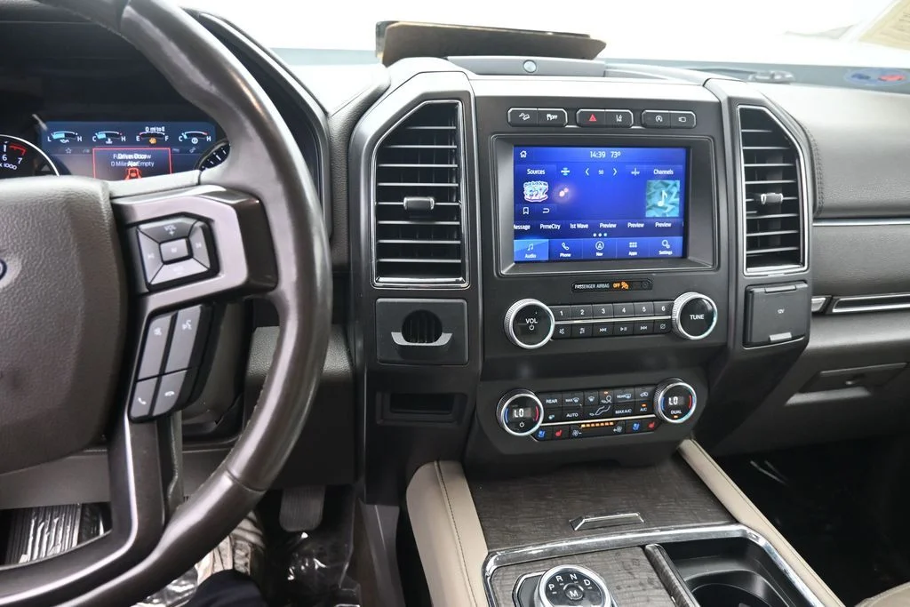 Used 2021 White Ford Limited image 14