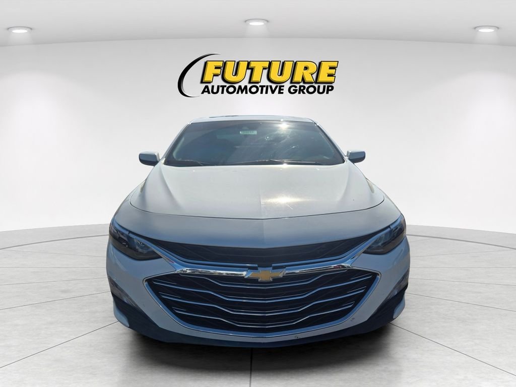 Used 2024 White Chevrolet LT image 2