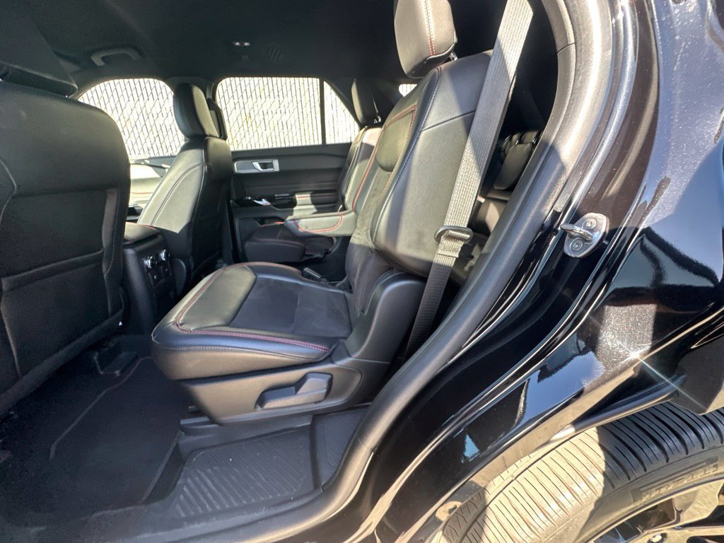 Used 2023 Black Ford ST-Line image 11