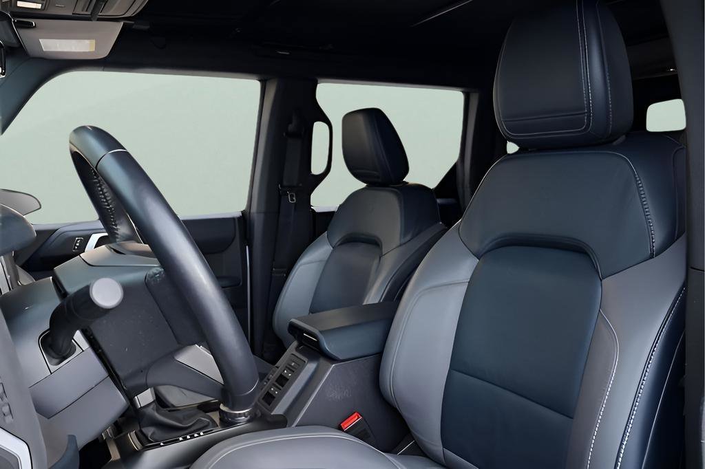 2023 Ford Bronco 4-Door Outer Banks - Photo 12