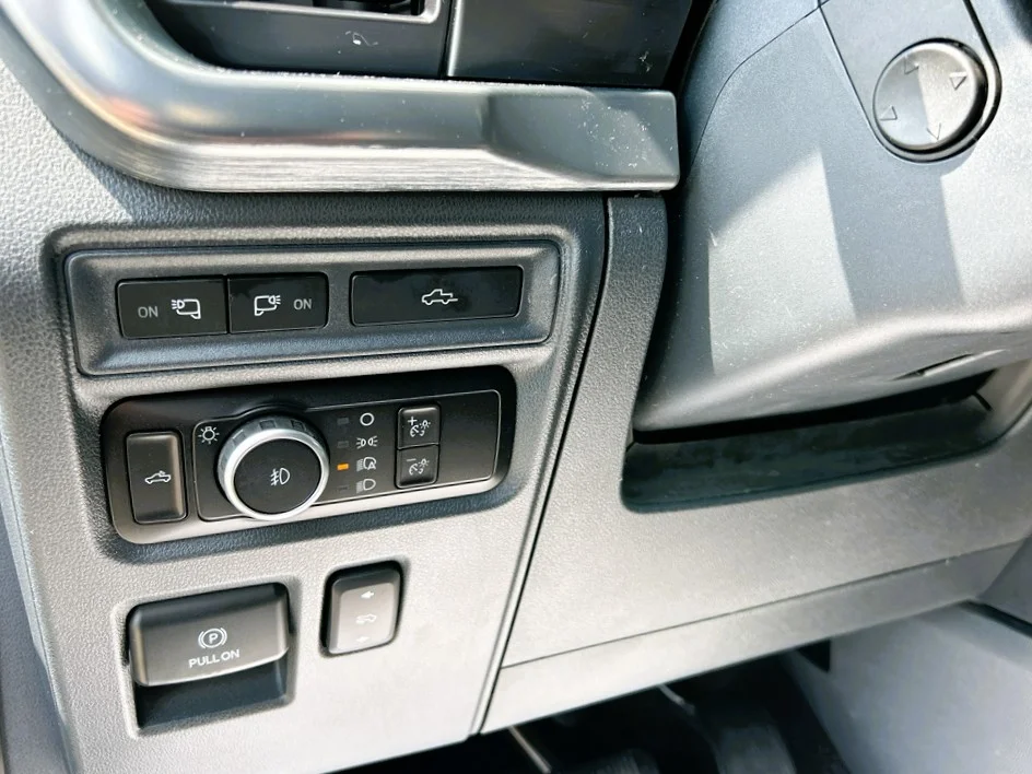 Certified Used 2023 Azure Gray Metallic Ford LARIAT image 8