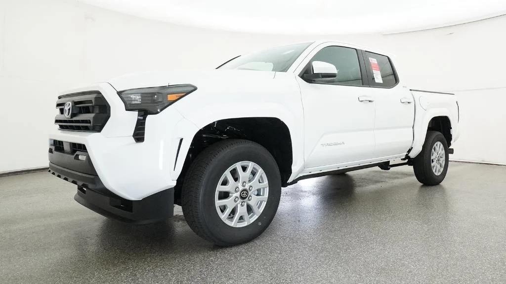 New 2026 Ice Cap Toyota SR5 image 13
