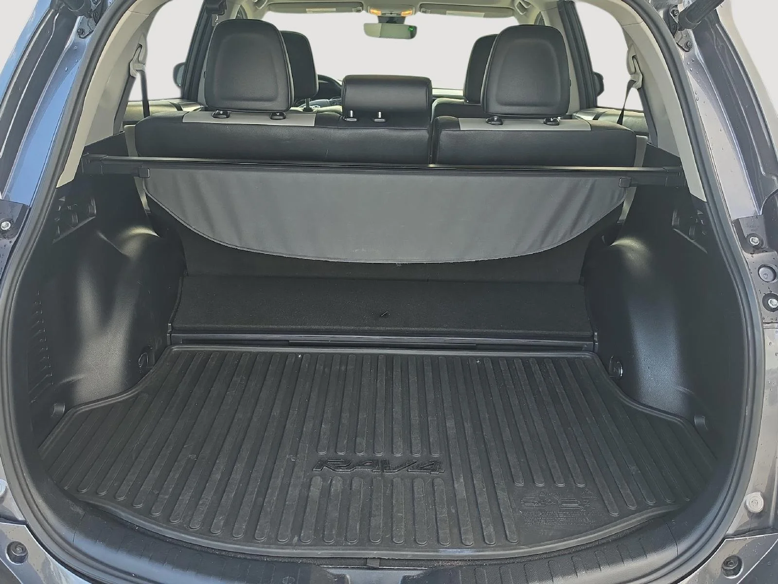 Used 2018 Magnetic Gray Metallic Toyota Limited image 14