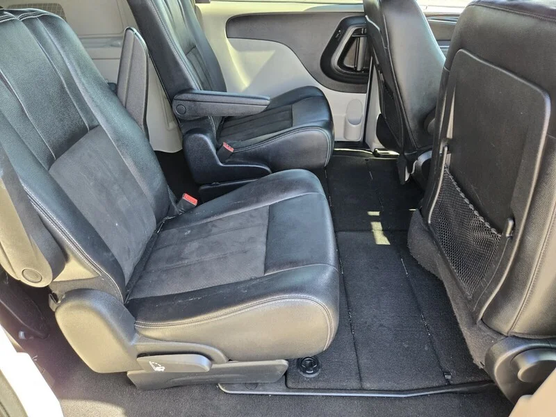 Used 2020 Billet Clearcoat Dodge SXT image 12