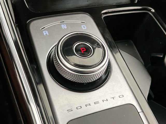 Used 2022 Black Kia SX Prestige image 27