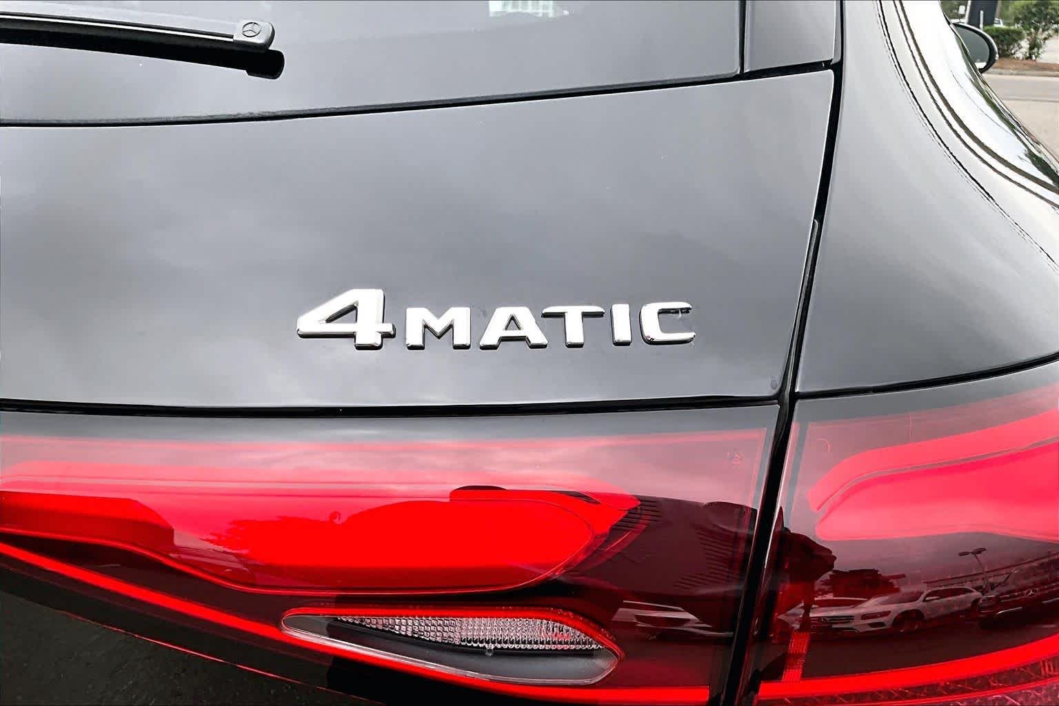Certified Used 2026 Black Mercedes-Benz GLC 300 image 10