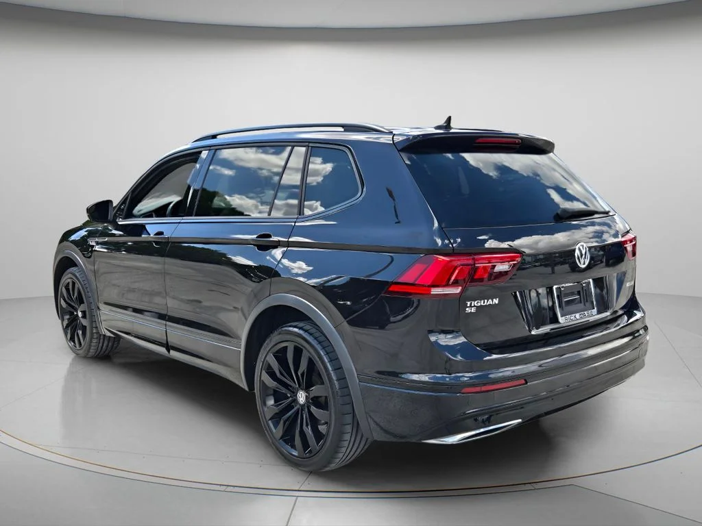 Certified Used 2021 Black Volkswagen 2.0T SE R-Line Black image 8