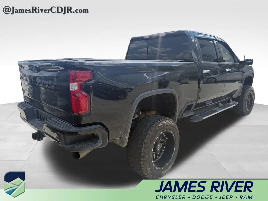 Used 2020 Black Chevrolet High Country image 8