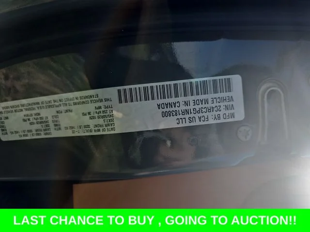 Used 2022 White Chrysler Pinnacle image 34