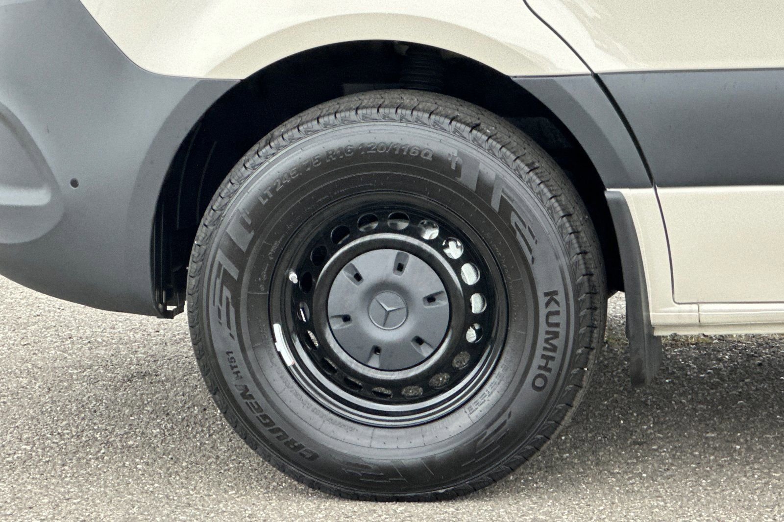 2025 Mercedes-Benz Sprinter Crew Van Base - Photo 11