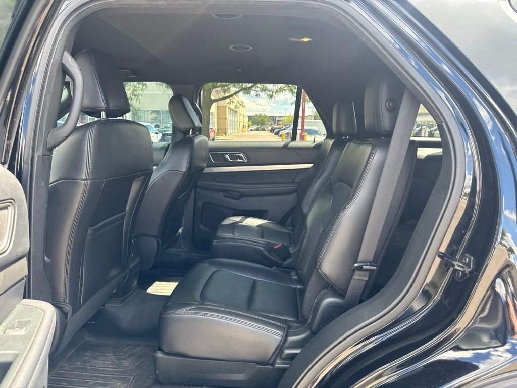 Used 2018 Black Ford XLT image 8