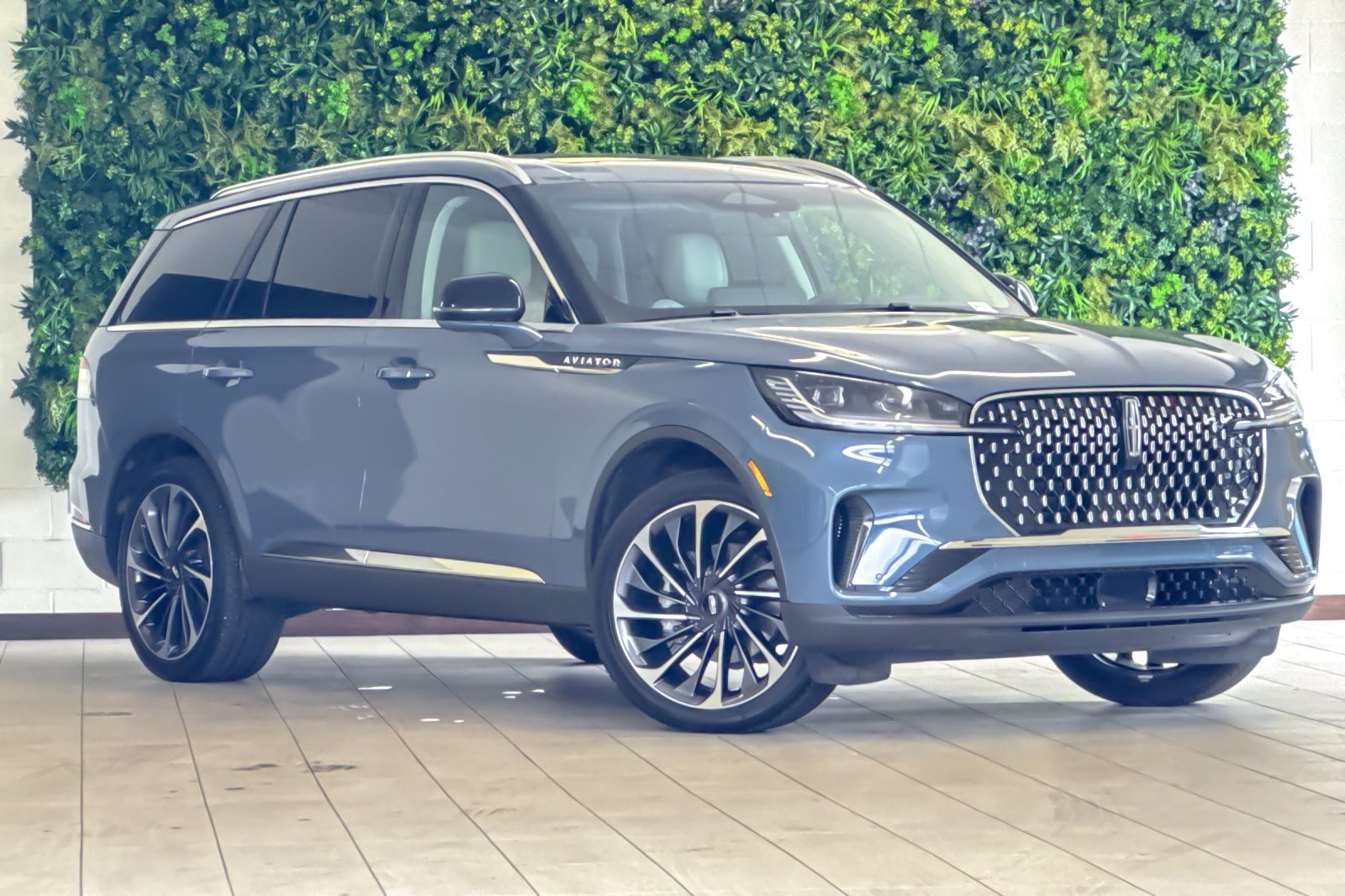 2025 Lincoln Aviator