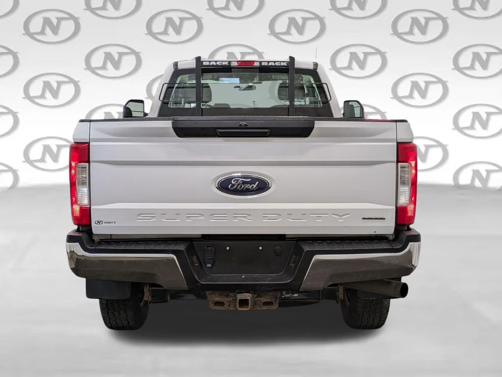 Used 2019 White Ford XL image 25