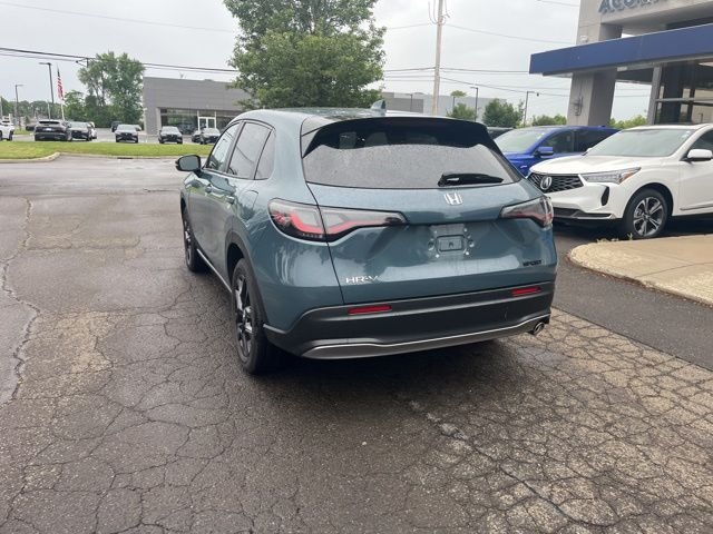 Used 2025 Urban Gray Pearl Honda Sport image 12