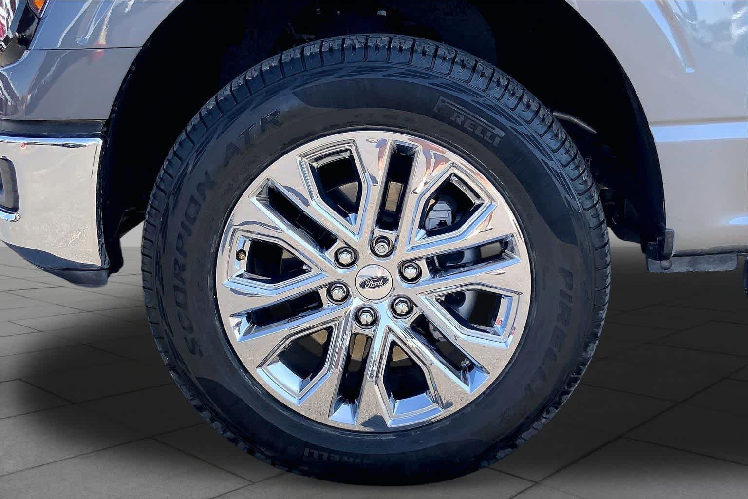 Used 2024 Carbonized Gray Metallic Ford XLT image 11
