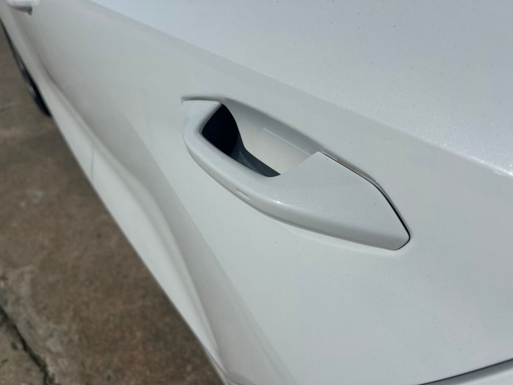 Used 2023 White Audi 40 Premium image 29