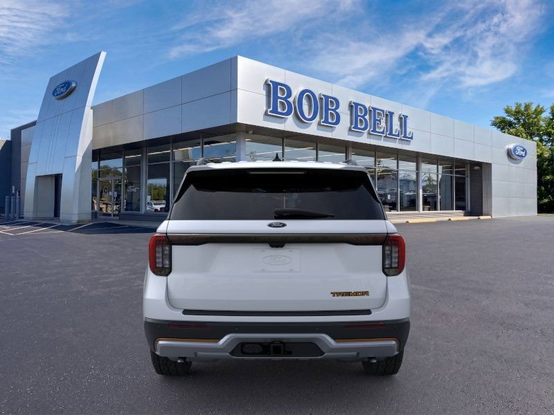 New 2026 White Ford Tremor image 5