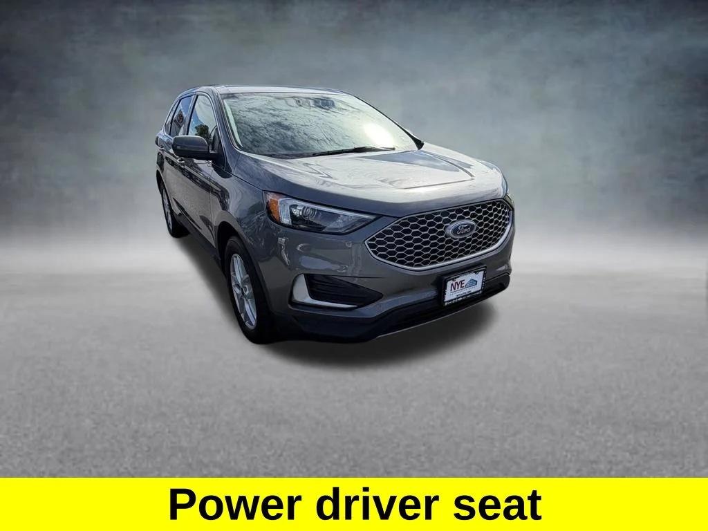 Used 2024 Gray Ford SEL image 8