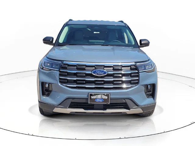 New 2026 Vapor Blue Ford Active image 2