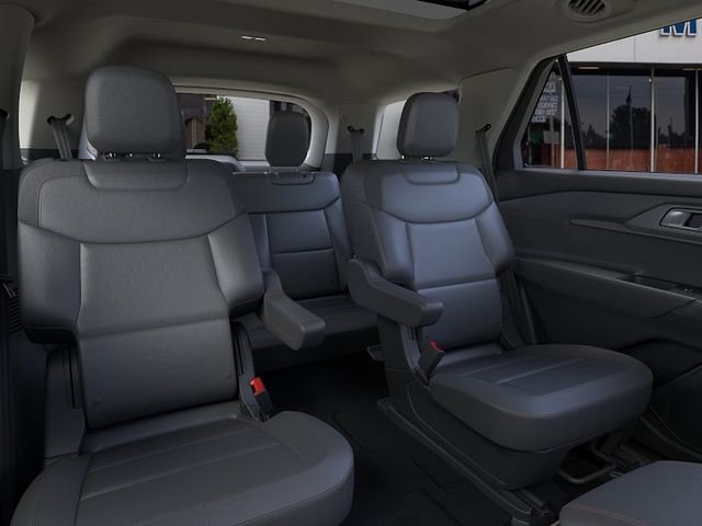 New 2026 Star White Metallic Tri-Coat Ford Active image 11
