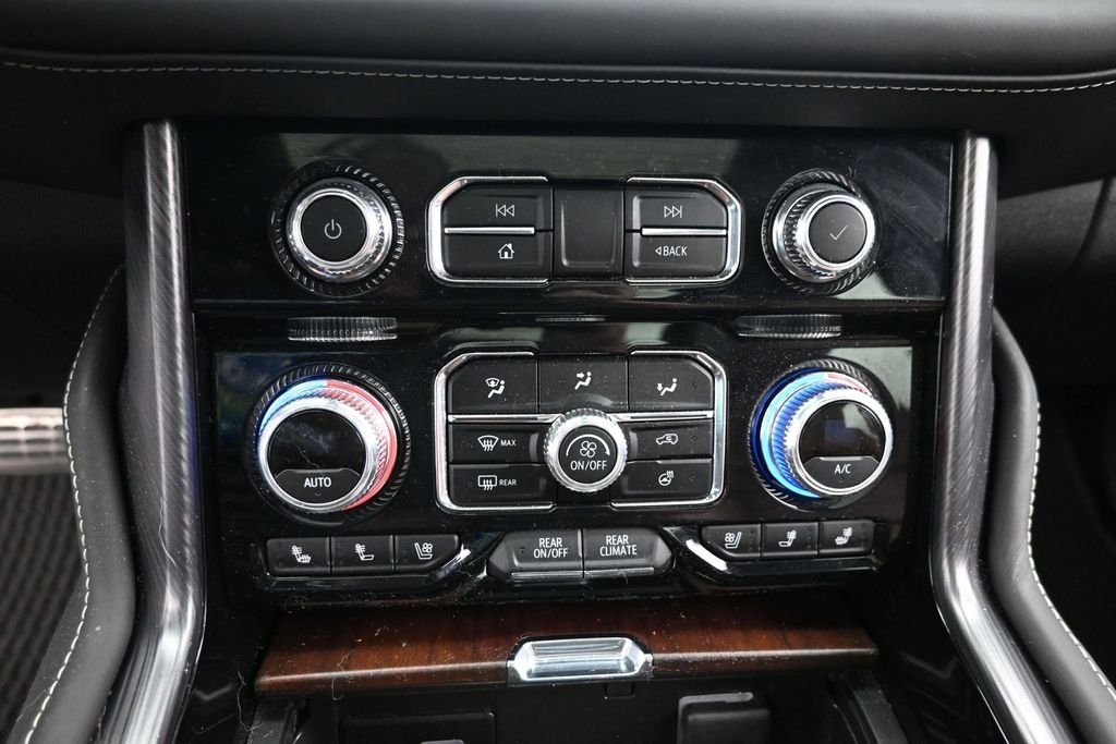 Used 2024 Black GMC Denali Ultimate image 22