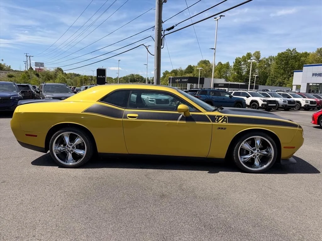 Used 2021 Gold Dodge R/T Scat Pack image 14