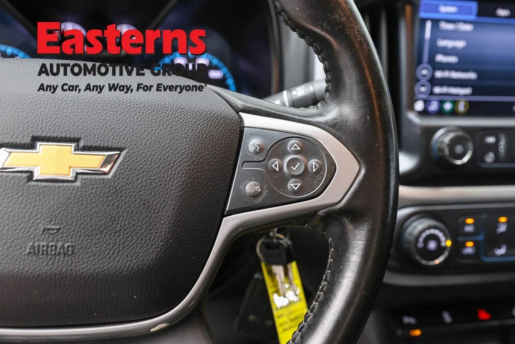 Used 2022 White Chevrolet LT image 16