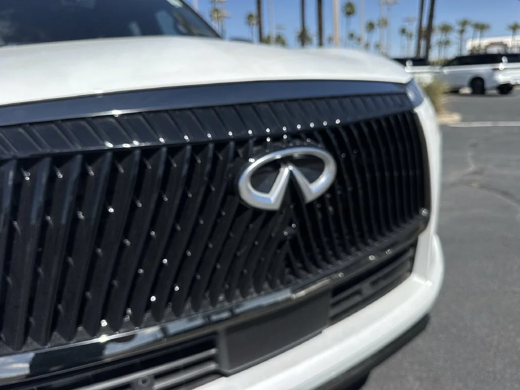 New 2026 2T RADIANT WHIT INFINITI Autograph 4WD image 32