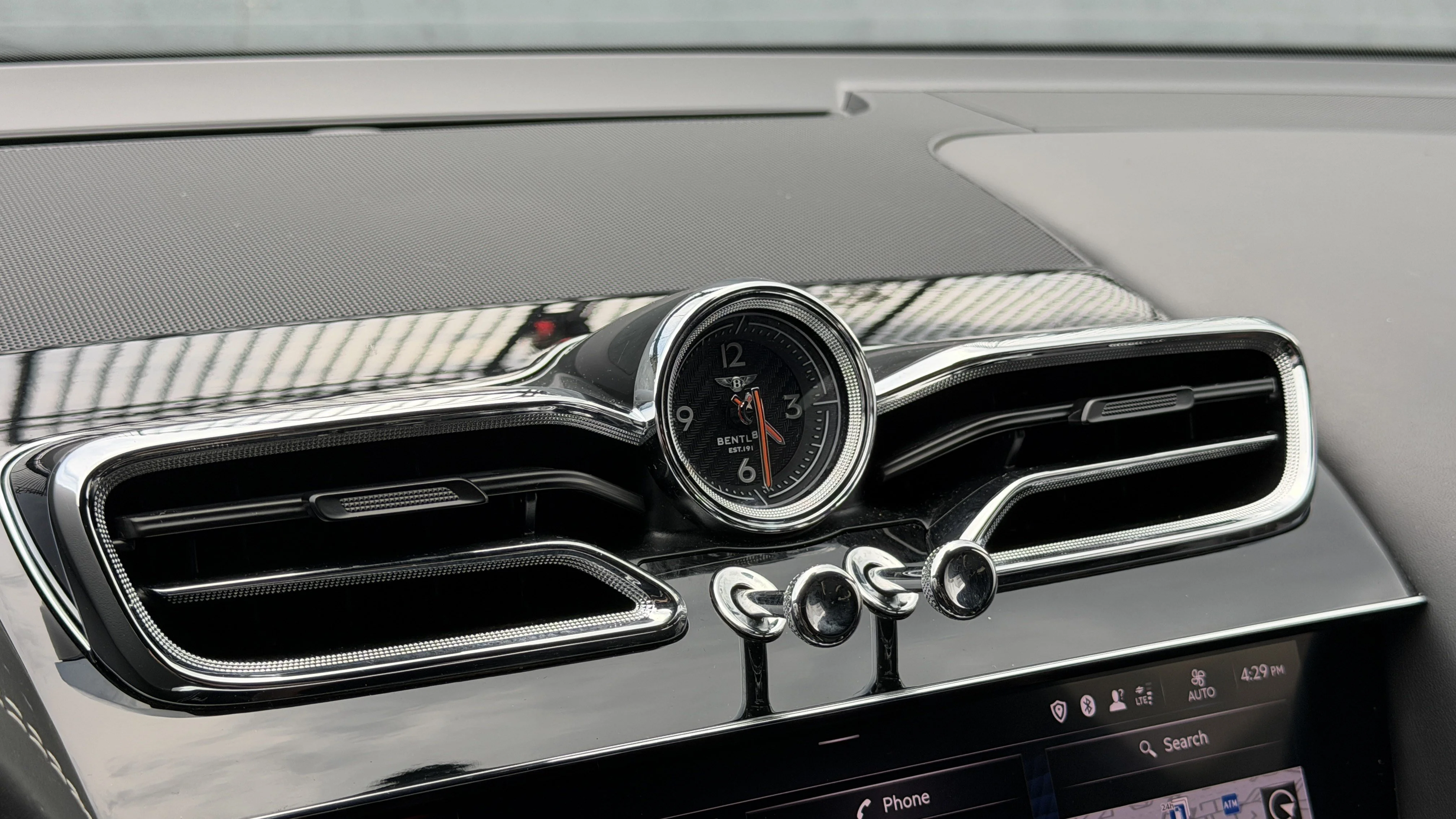 Used 2022 Beluga Bentley Speed image 19