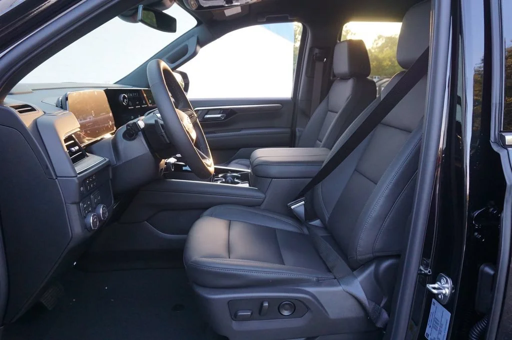 New 2026 Black Chevrolet LT image 10