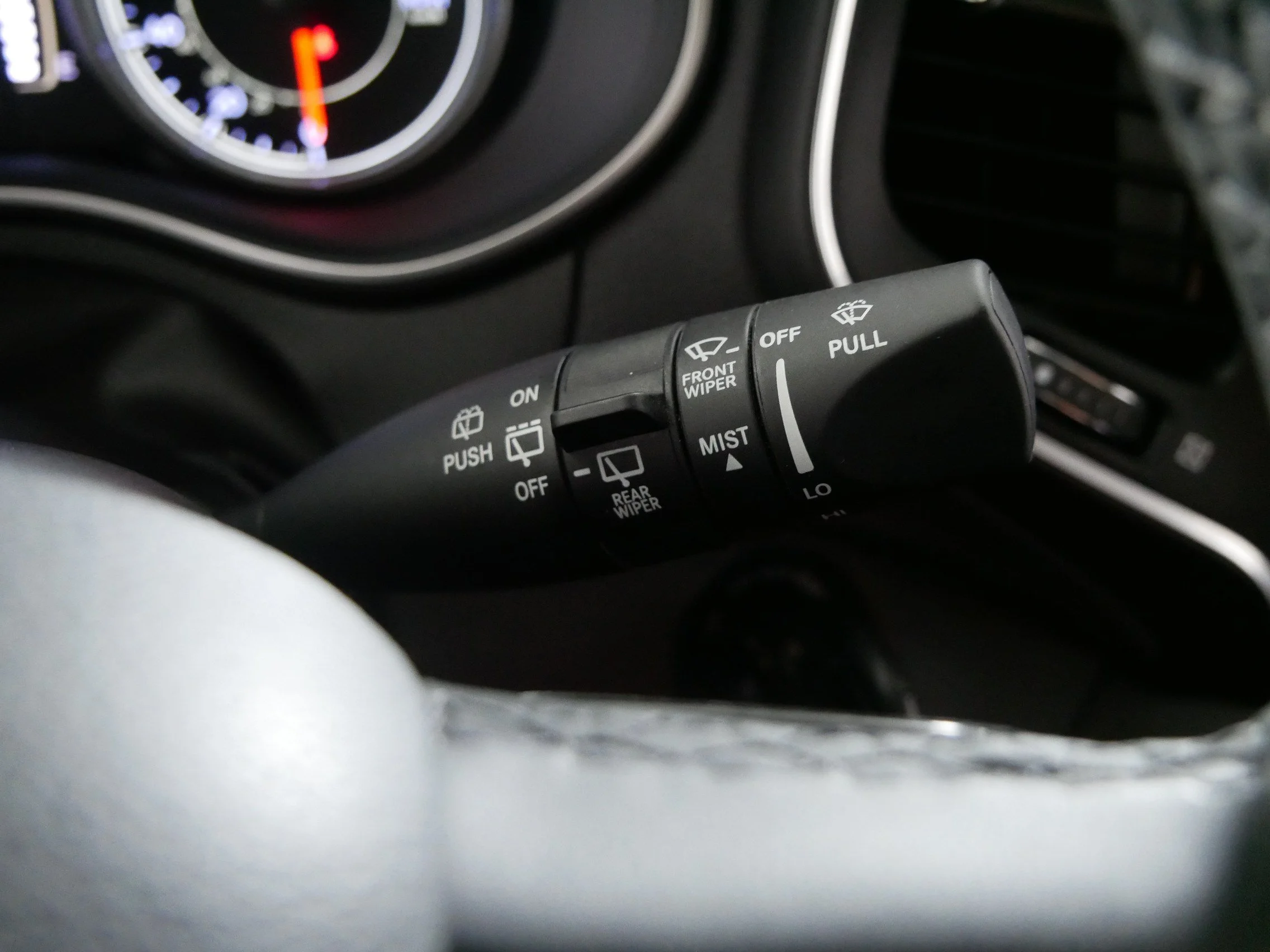 Used 2022 Bright White Clearcoat Jeep X image 32