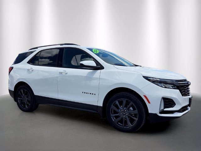 Used 2024 Summit White Chevrolet RS image 2