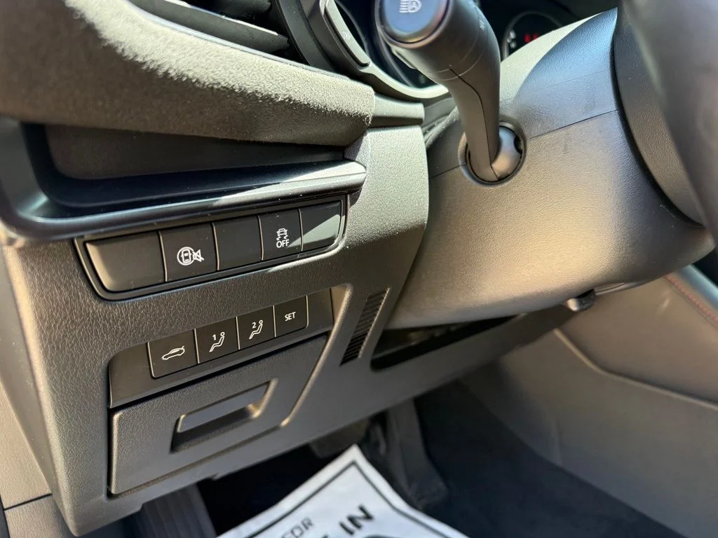 Used 2025 Beige Mazda 2.5 Carbon Turbo image 16