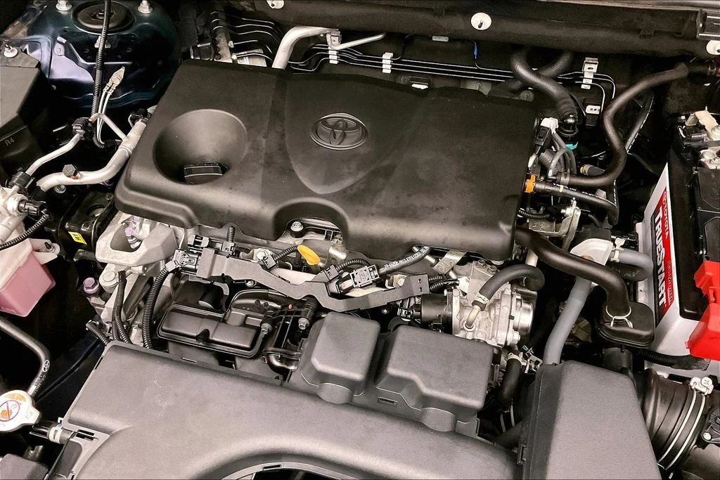 Used 2022 Blue Toyota XLE Premium image 38