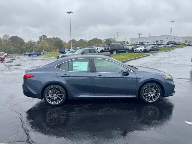 New 2026  Toyota XLE image 2