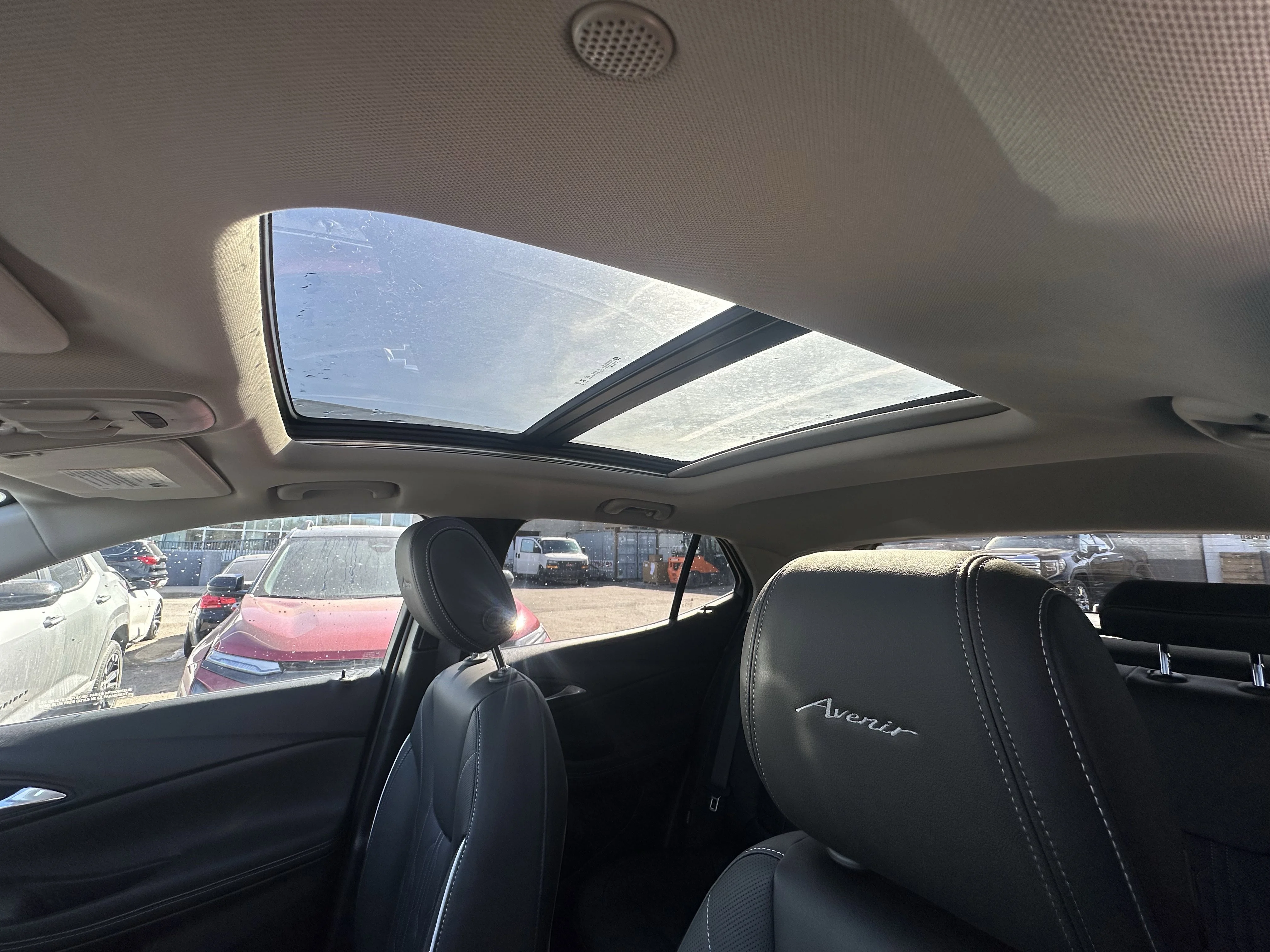 New 2026 White Frost Tricoat Buick Avenir image 17