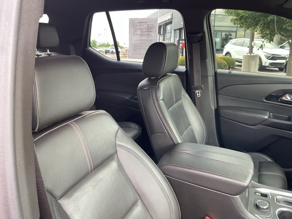 Used 2022 Cherry Red Tintcoat Chevrolet RS image 13