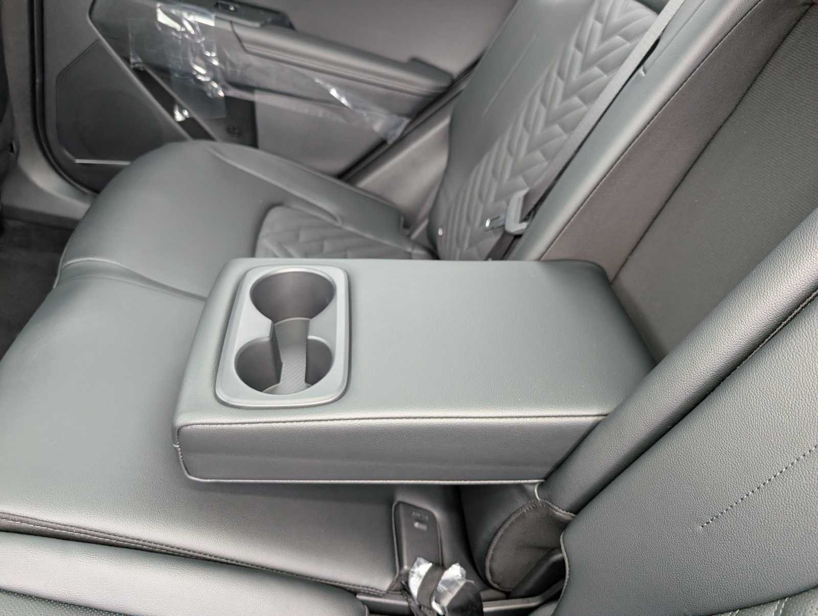 New 2026 Glacial White Pearl Kia X-Line image 17