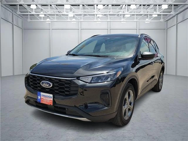Used 2025 Agate Black Metallic Ford ST-Line All-Wheel Drive image 1